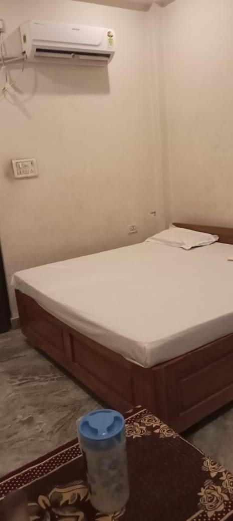 Vaibhav Sadan Dharmsala Hotel Ayodhya Exterior foto